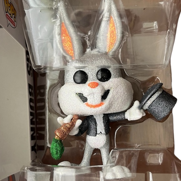 Bugs Bunny Diamond Silver Funko POP! Exclusive - Picture 2 of 8